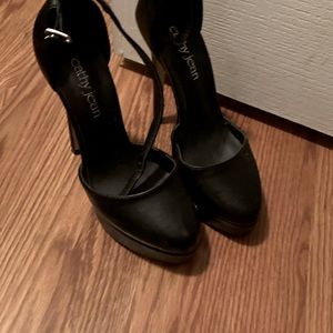Black stiletto heels